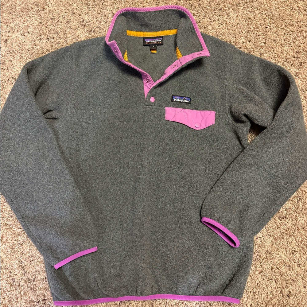 Patagonia Gray Fleece with Pink Trim